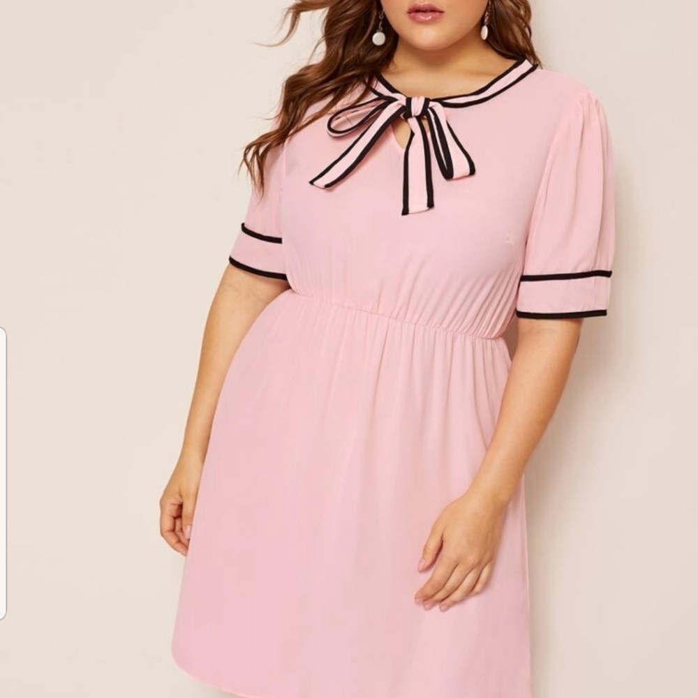 Plus Tie Neck Contrast Binding Dress